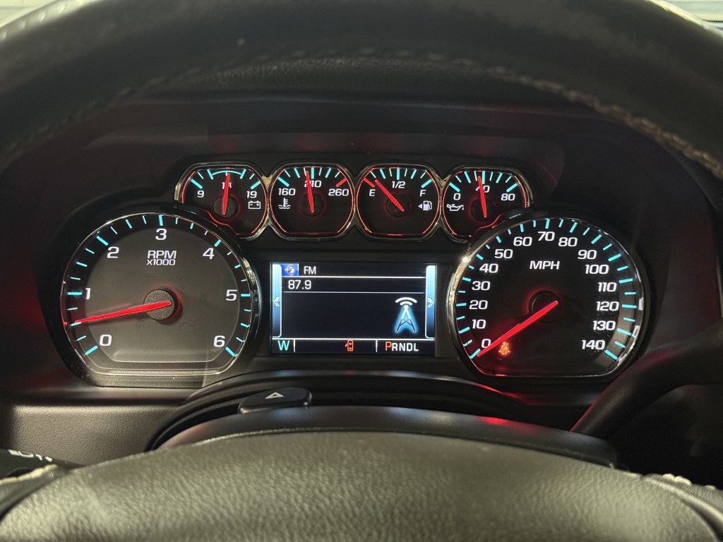 2020 Chevrolet Suburban Image 23