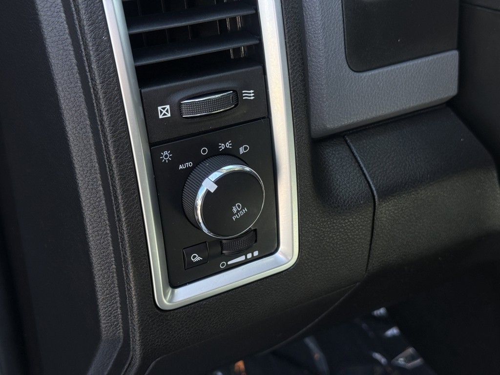 2019 RAM 1500 Image 27
