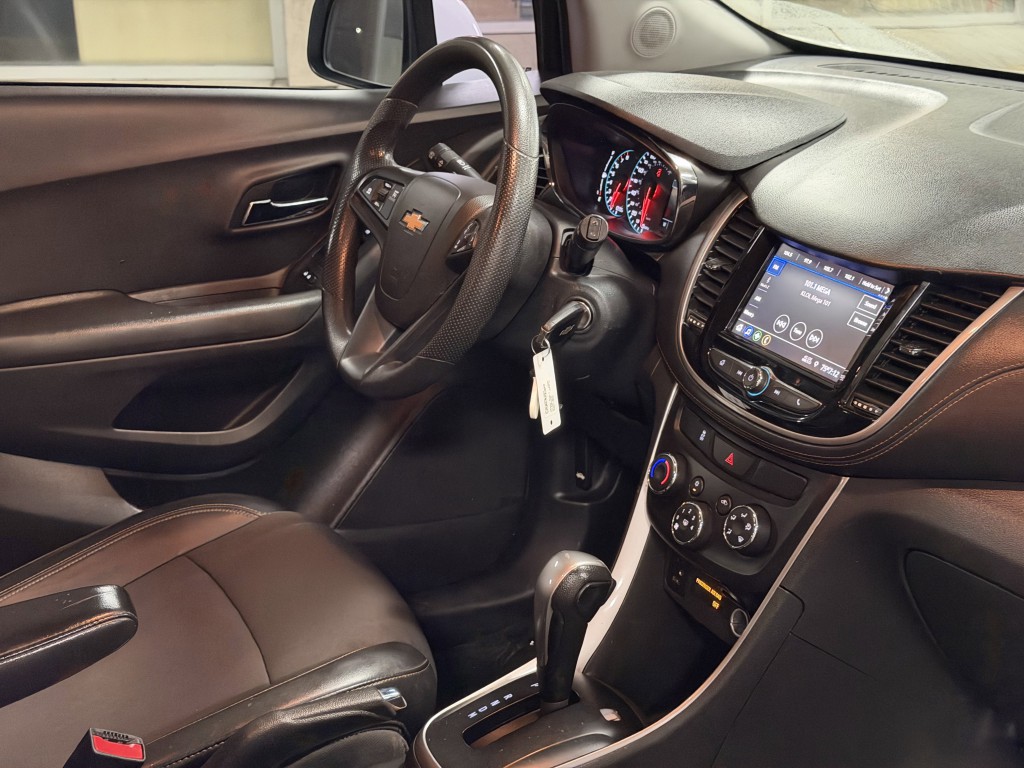 2021 Chevrolet Trax Image 13