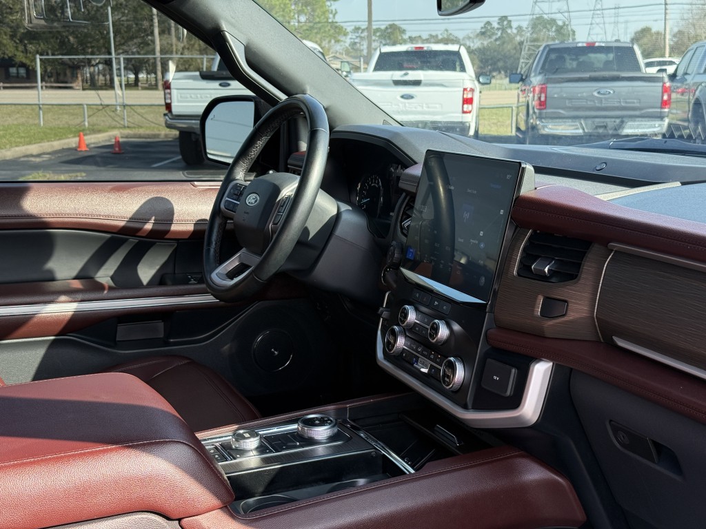 2023 Ford Expedition Image 15