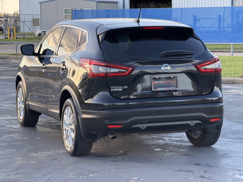 2021 Nissan Rogue Image 8