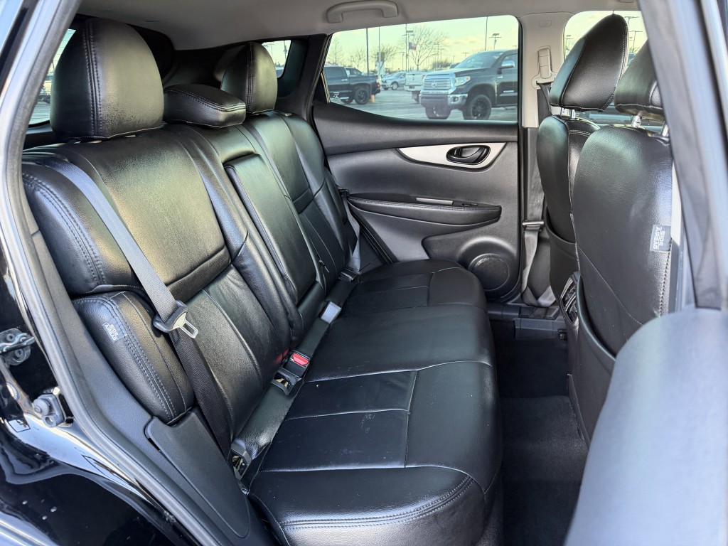 2021 Nissan Rogue Image 21