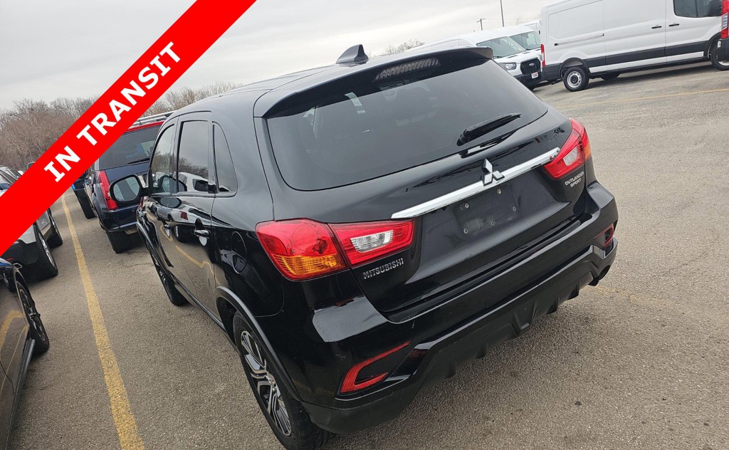 2019 Mitsubishi Outlander Image 6