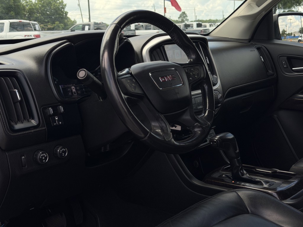 2017 GMC Canyon Image 10