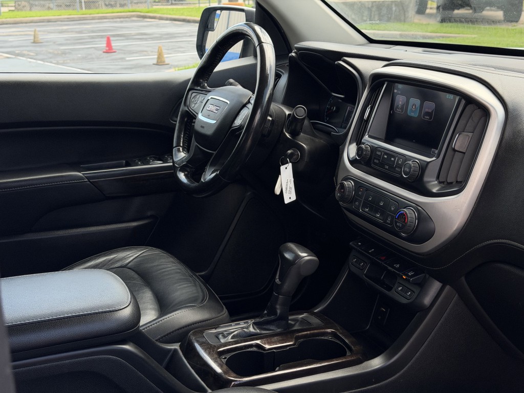 2017 GMC Canyon Image 11