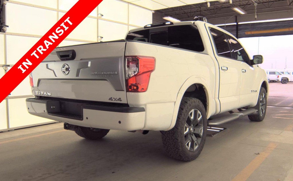 2021 Nissan Titan Image 6