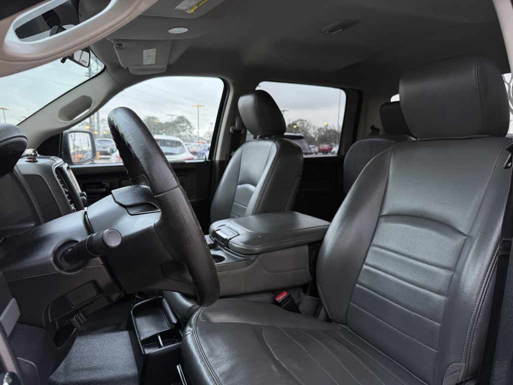 2013 RAM 1500 Image 25