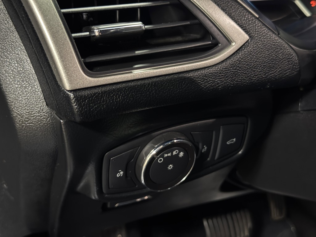 2018 Lincoln MKZ Image 20