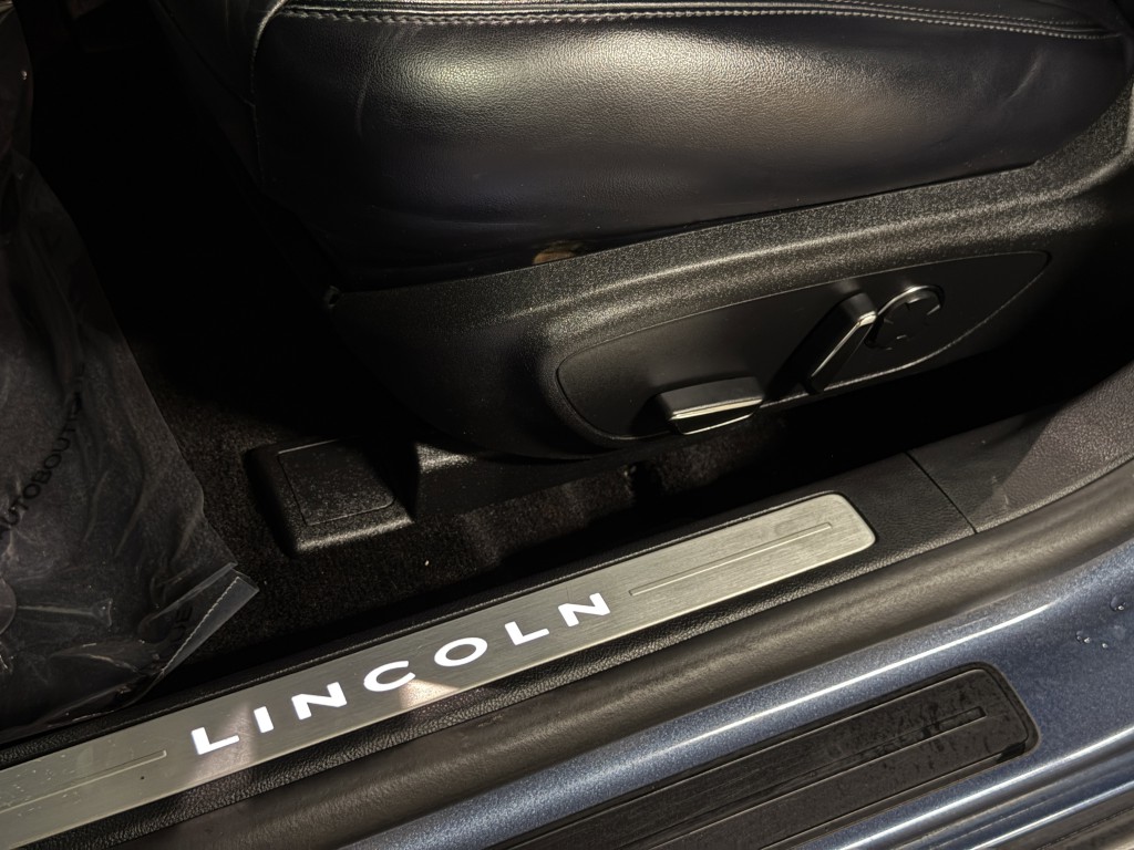 2018 Lincoln MKZ Image 28