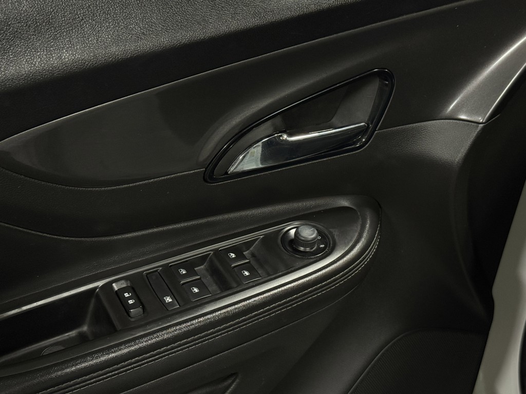 2021 Buick Enclave Image 22