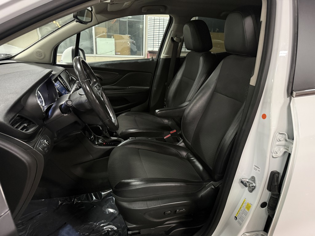 2021 Buick Enclave Image 24