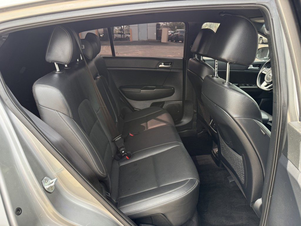 2020 Kia Sportage Image 31