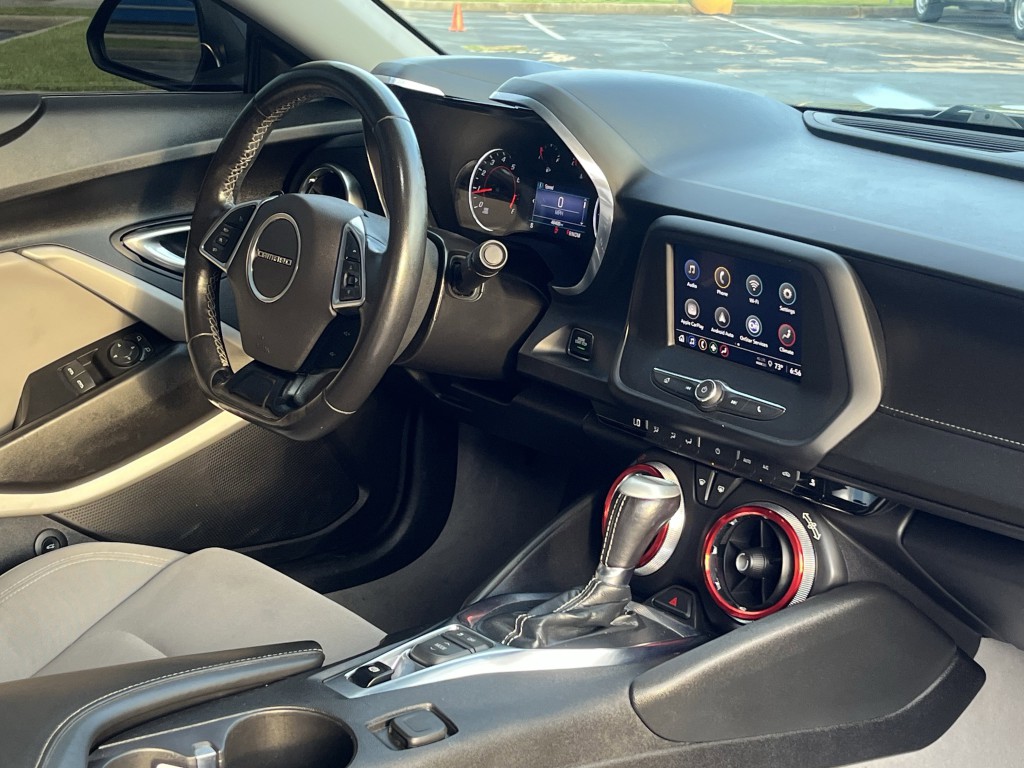 2022 Chevrolet Camaro Image 15