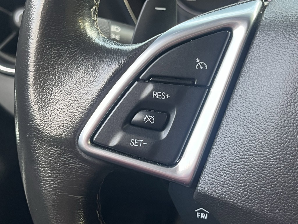 2022 Chevrolet Camaro Image 18
