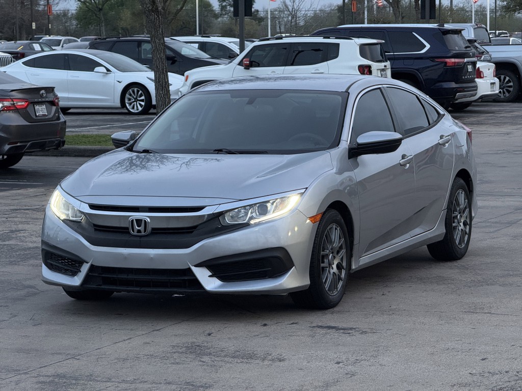 2017 Honda Civic Image 5