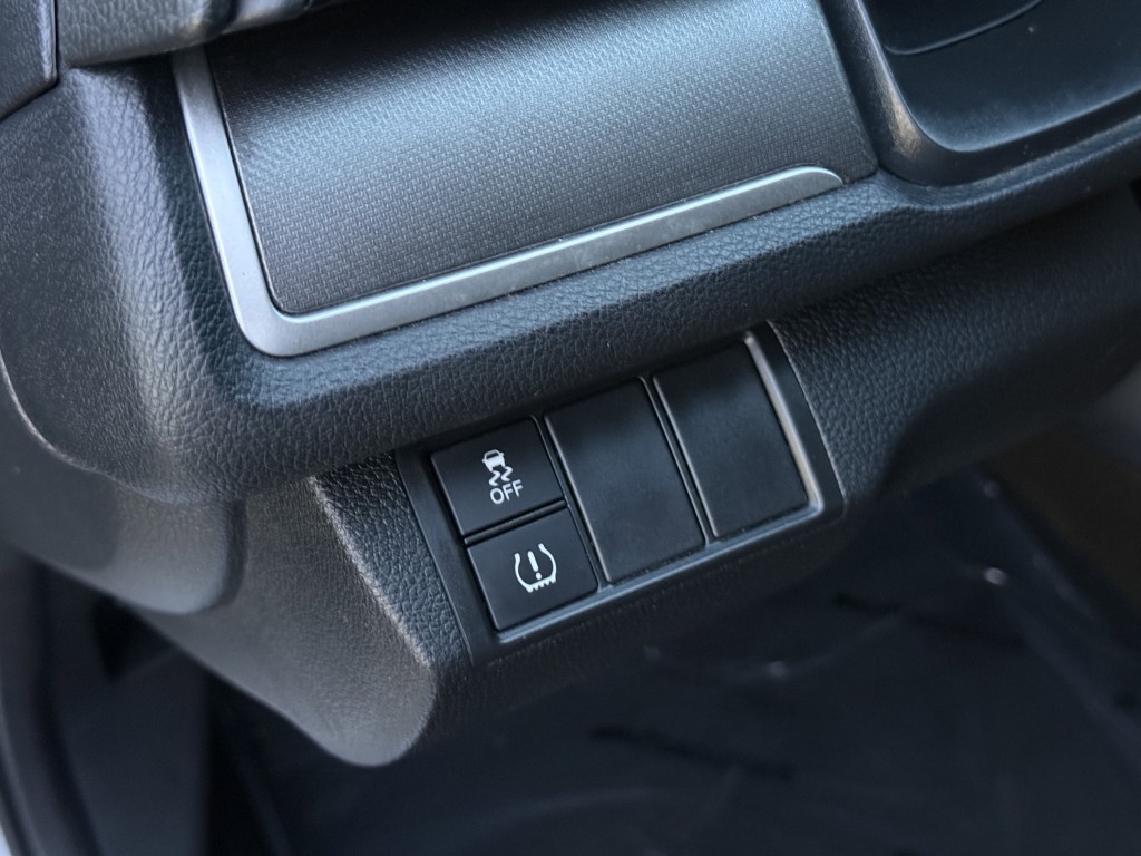 2017 Honda Civic Image 24