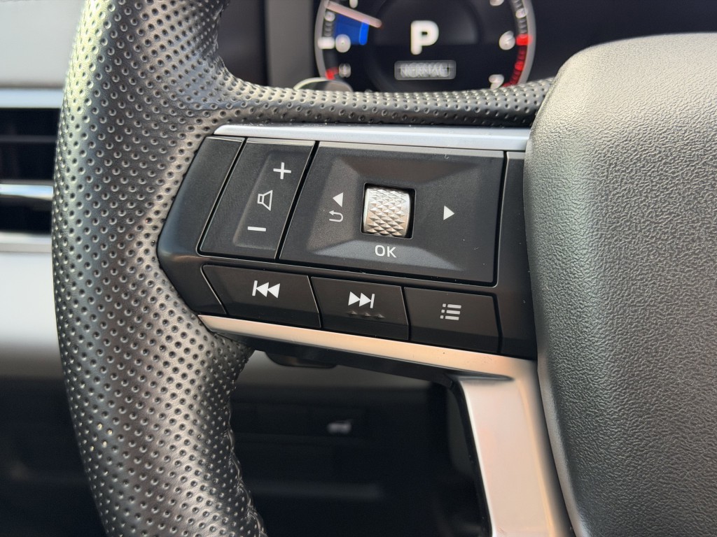 2024 Mitsubishi Outlander Image 16