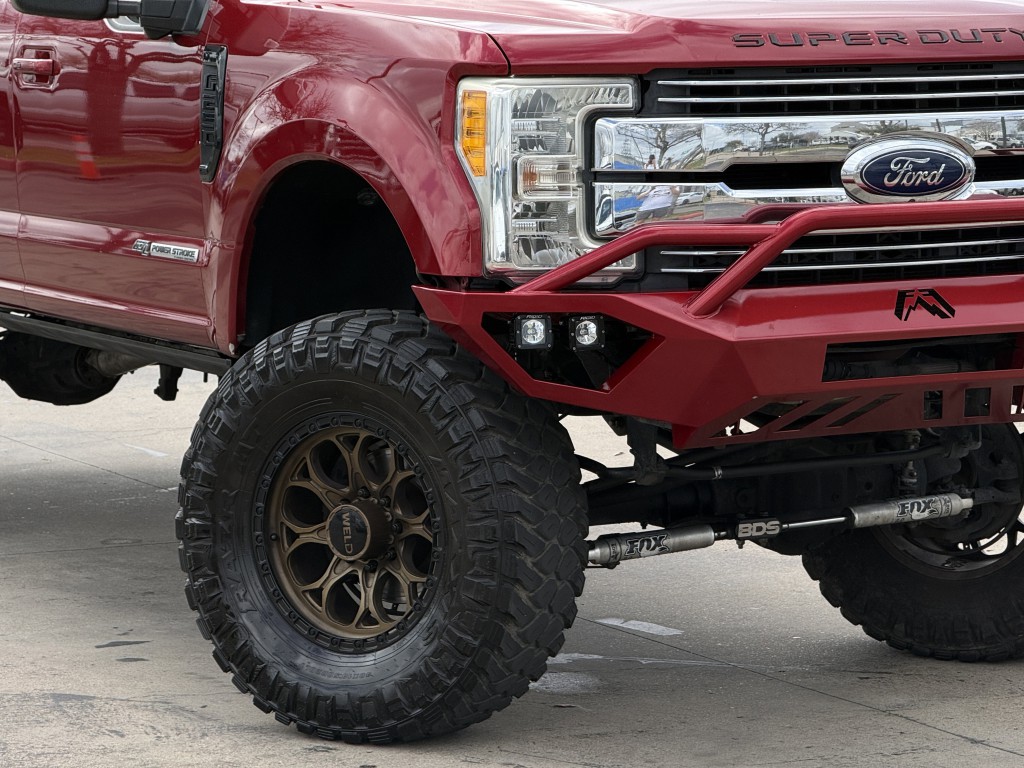 2017 Ford F-250 Image 12