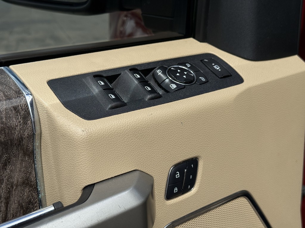 2017 Ford F-250 Image 29
