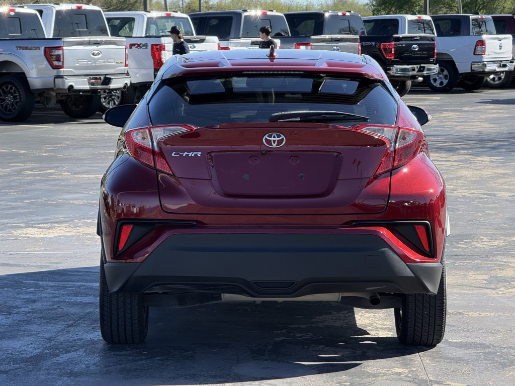 2018 Toyota C-HR Image 8