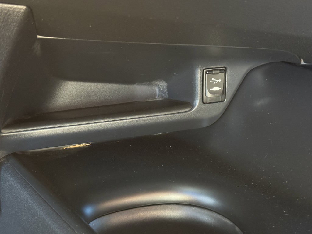 2018 Toyota C-HR Image 21