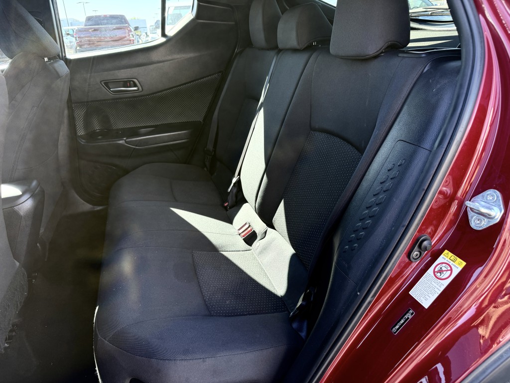 2018 Toyota C-HR Image 29