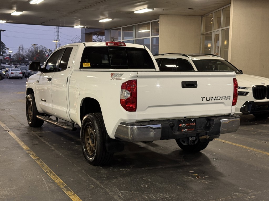 2020 Toyota Tundra Image 9
