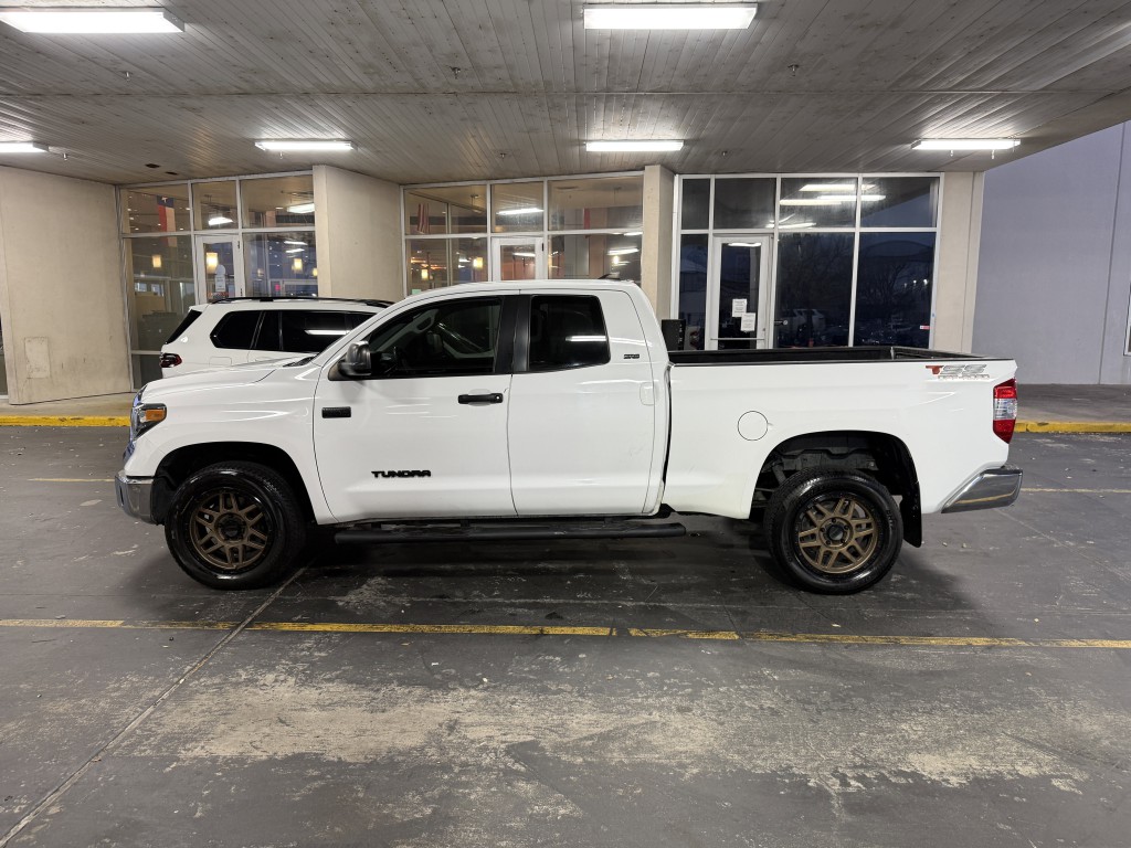 2020 Toyota Tundra Image 11