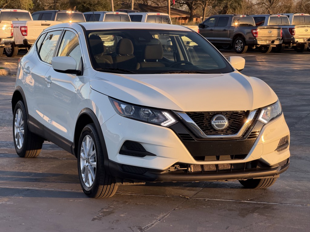 2021 Nissan Rogue Image 3