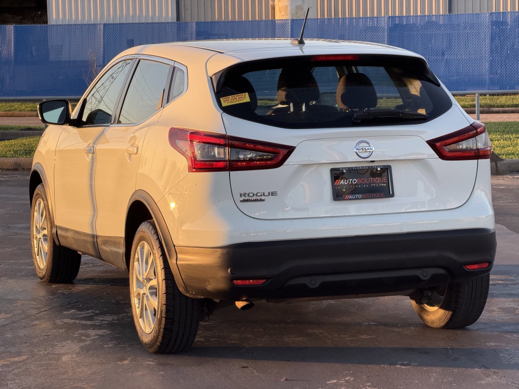 2021 Nissan Rogue Image 8