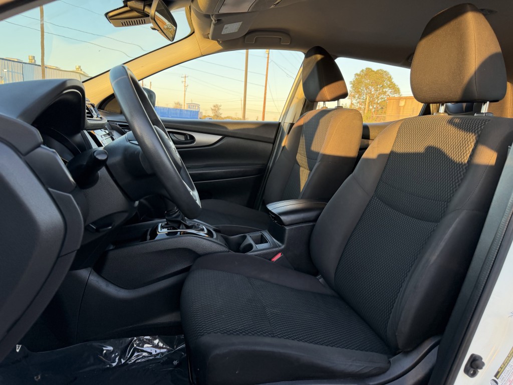 2021 Nissan Rogue Image 23