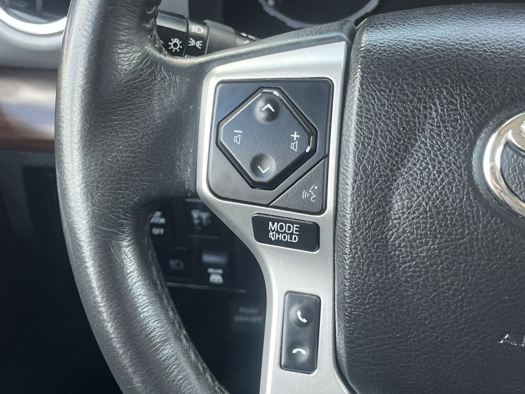 2021 Toyota Tundra Image 17