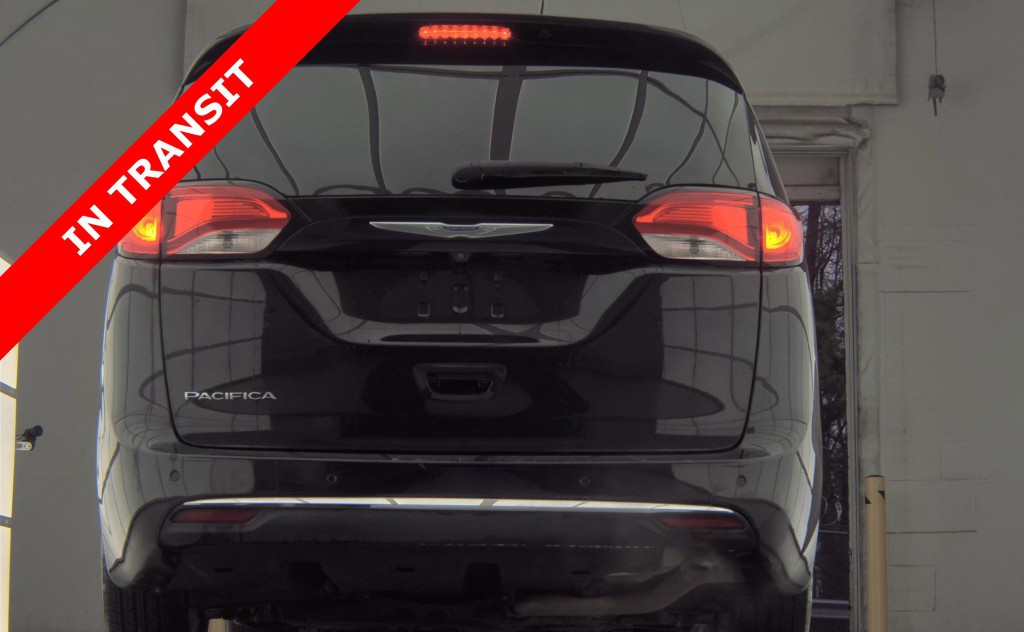 2020 Chrysler Pacifica Image 7