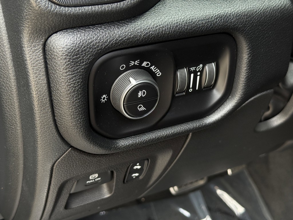 2022 RAM 1500 Image 33