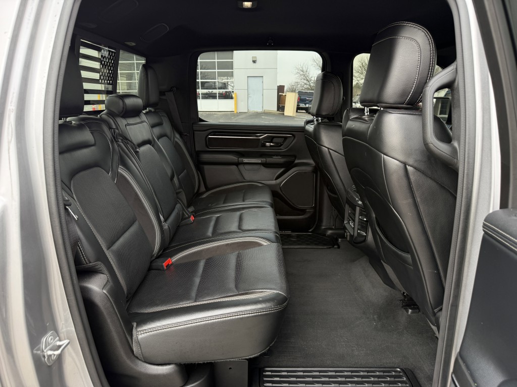 2022 RAM 1500 Image 38