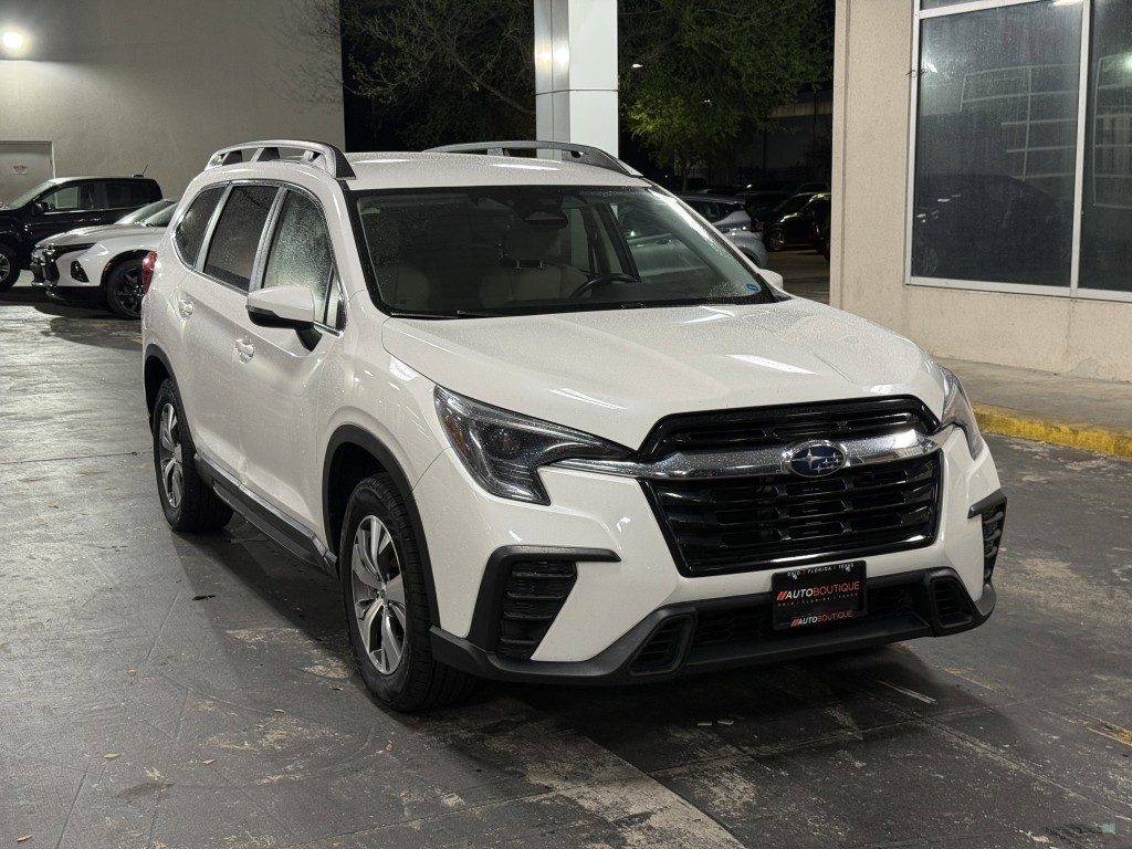 2023 Subaru Ascent Image 3