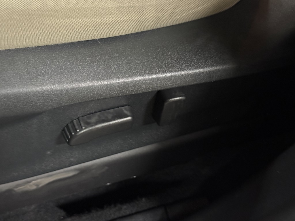 2023 Subaru Ascent Image 28