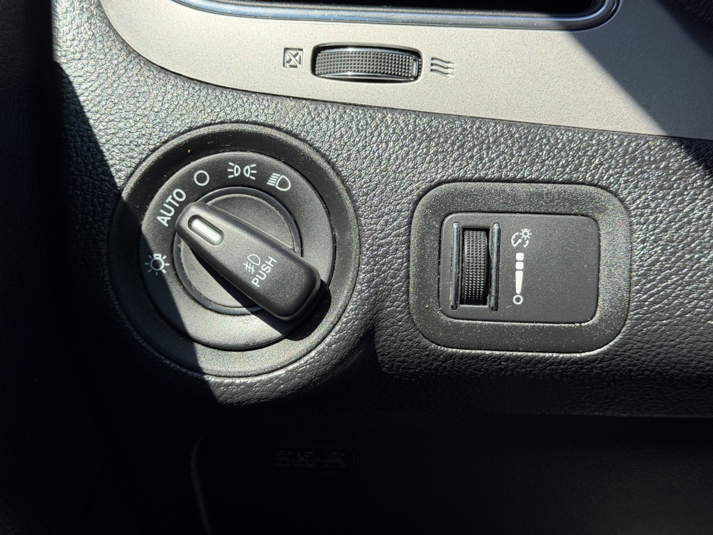 2020 Dodge Journey Image 23