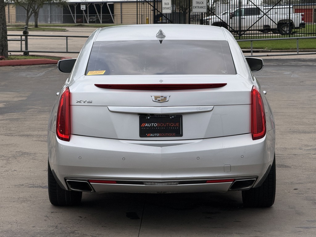 2016 Cadillac XTS Image 8