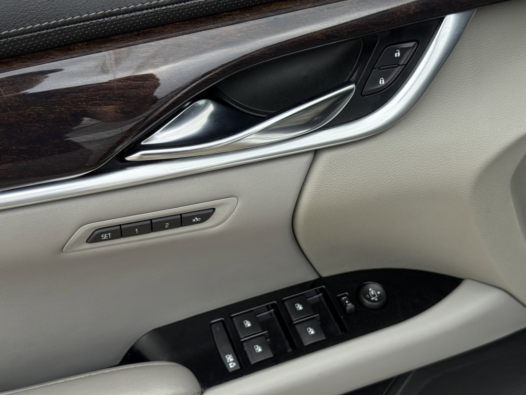 2016 Cadillac XTS Image 23