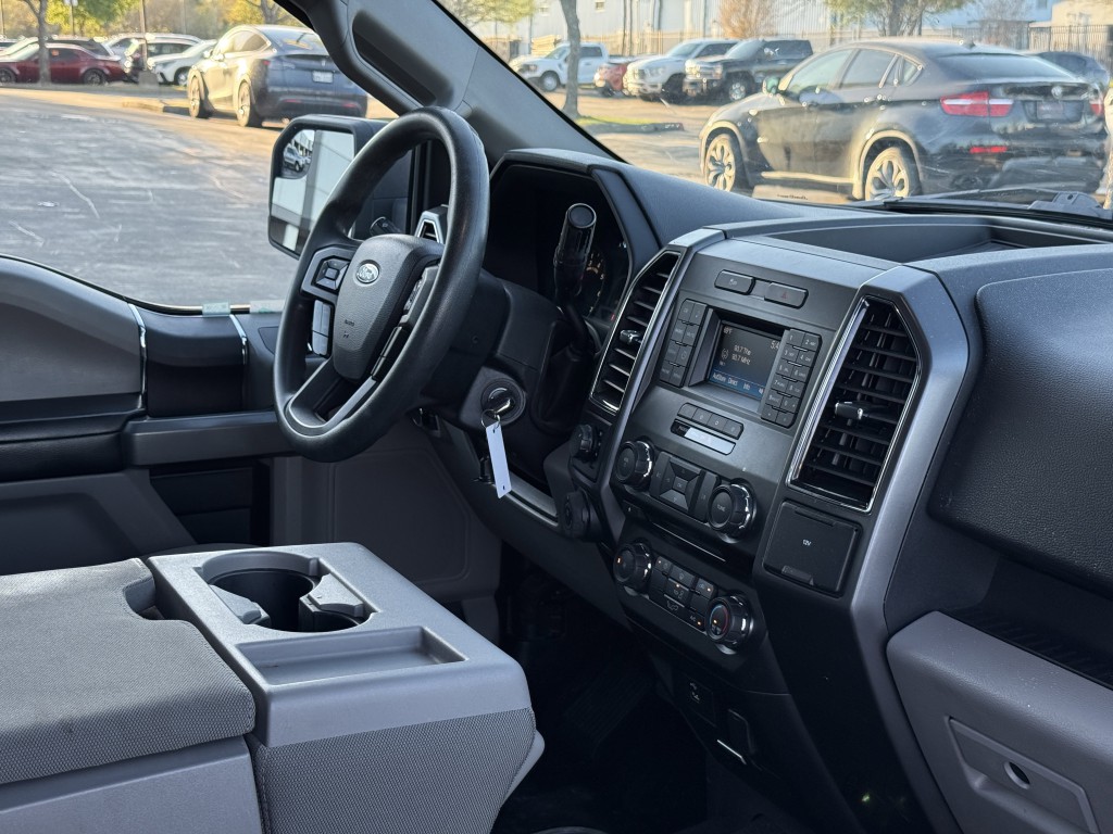 2017 Ford F-150 Image 13