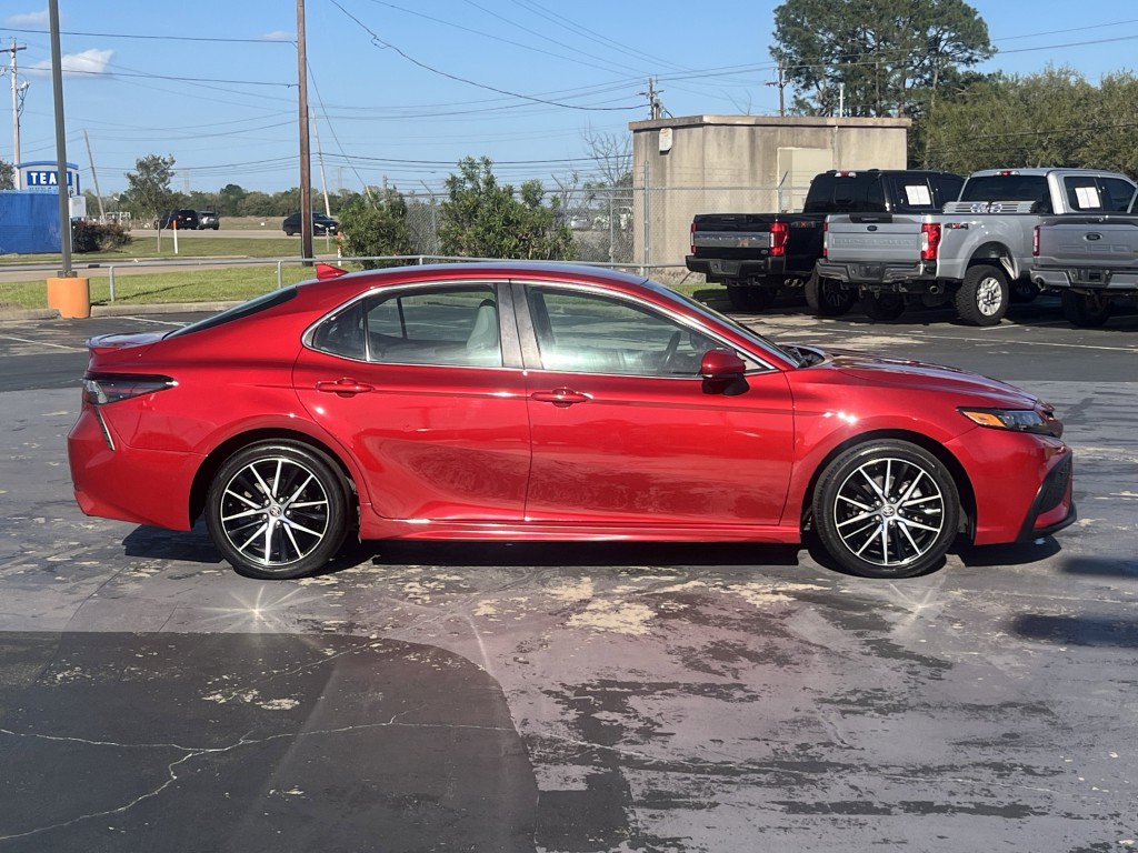 2021 Toyota Camry Image 10