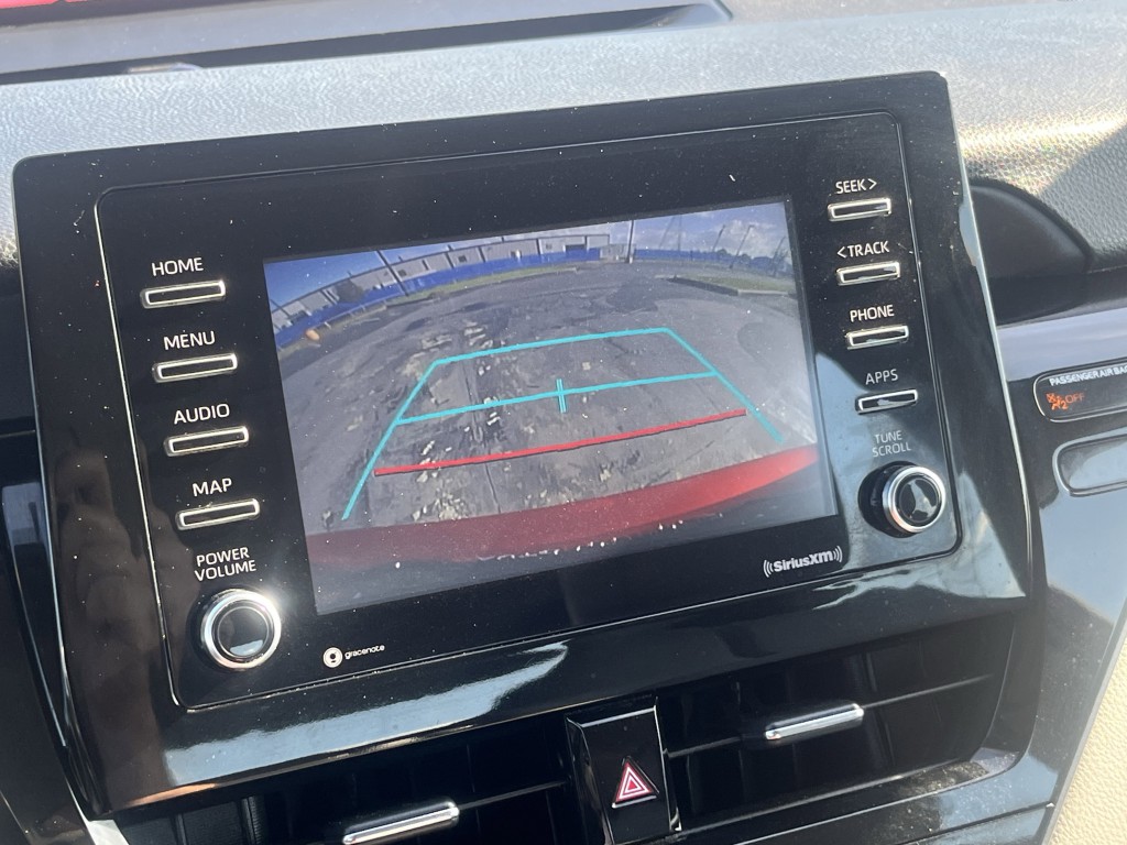 2021 Toyota Camry Image 24