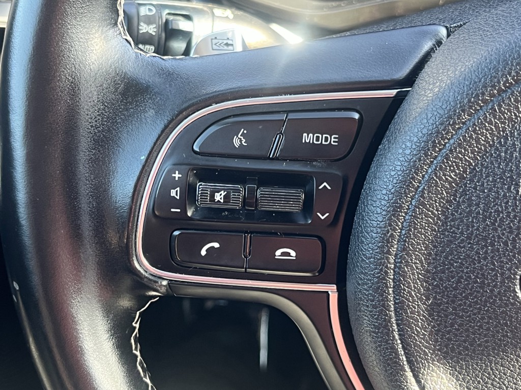 2020 Kia Niro Image 21