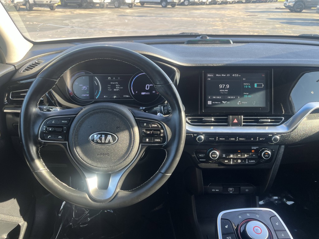 2020 Kia Niro Image 25