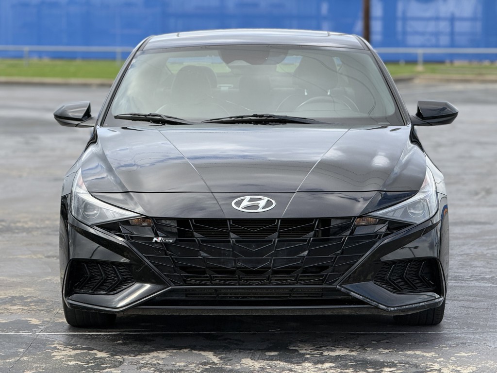 2022 Hyundai Elantra Image 7