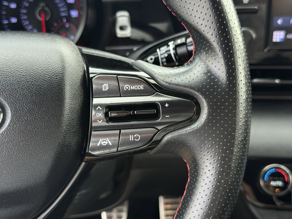 2022 Hyundai Elantra Image 20