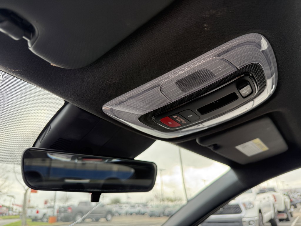 2022 Hyundai Elantra Image 30