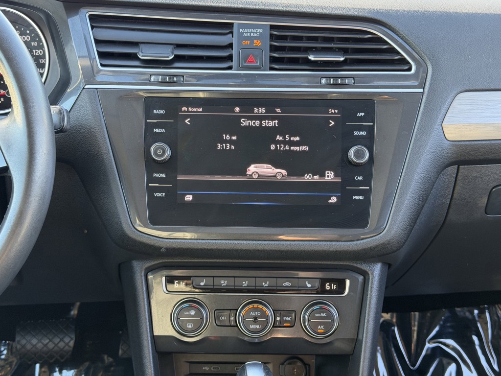 2021 Volkswagen Tiguan Image 18