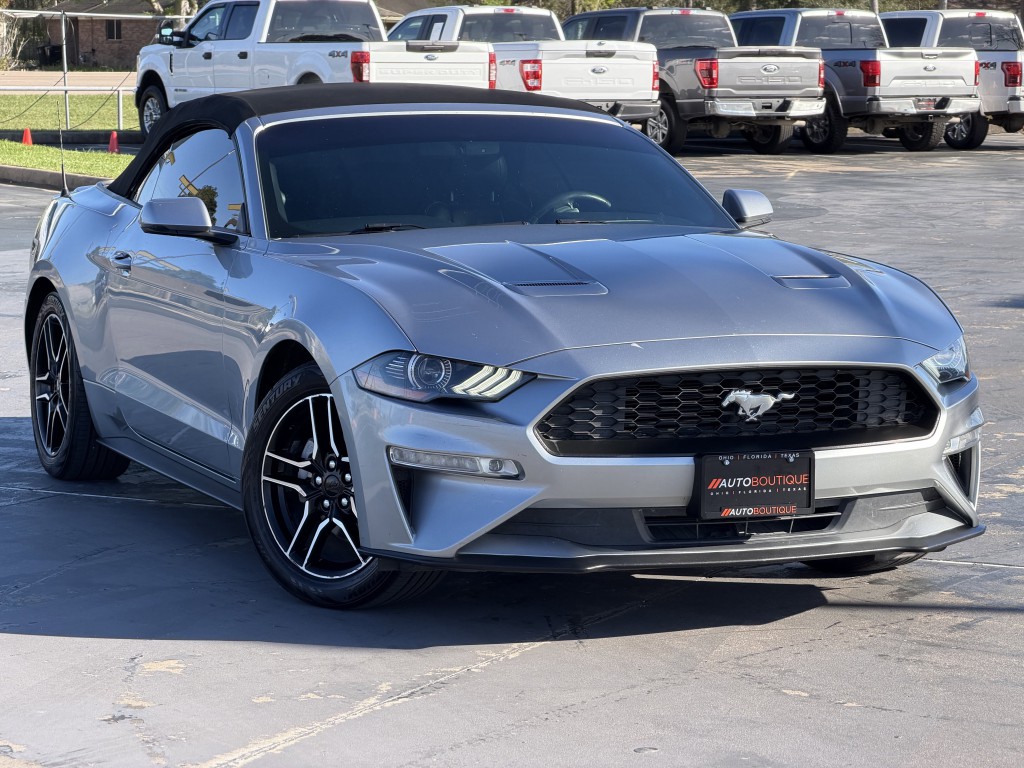 2020 Ford Mustang Image 3